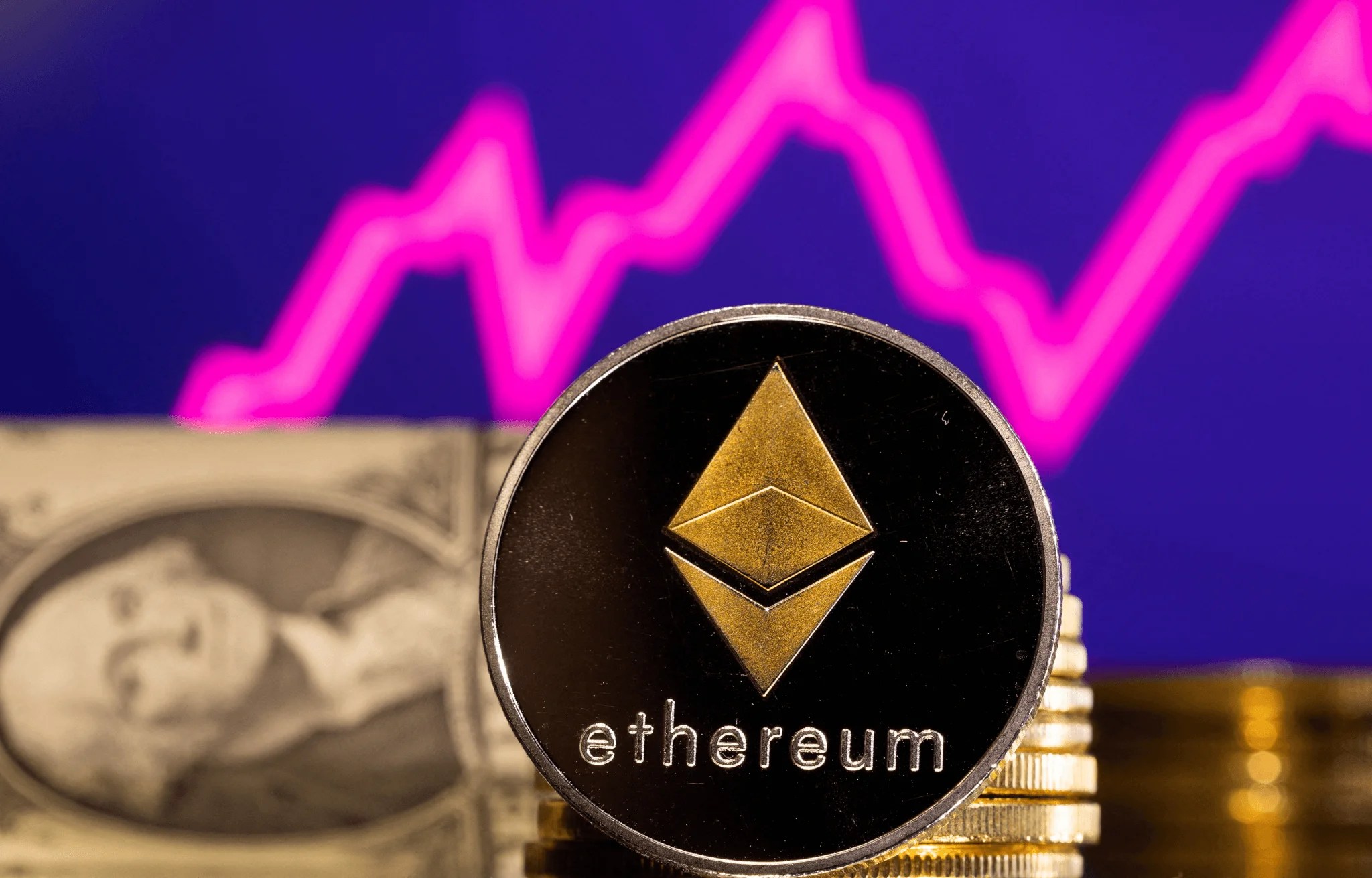 ETH和SOL版“微策略”潮流兴起，币股双轮驱动的新型炒作模式有哪些特点？